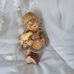 Vintage Hummel Figurine "True Friendship" # 1750 EUC